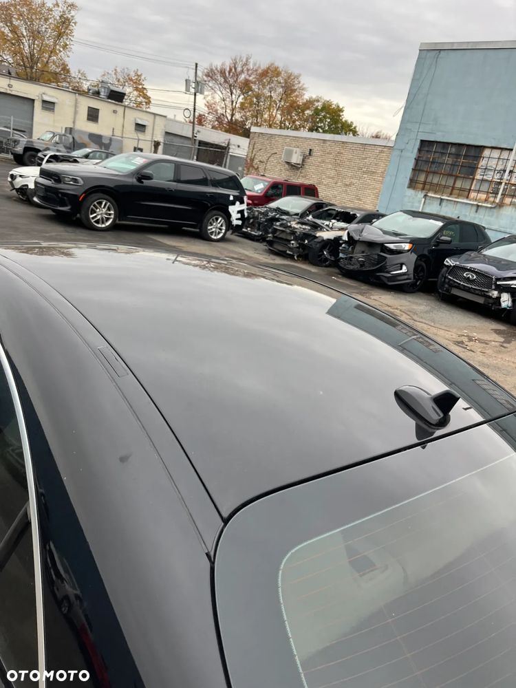 Mercedes-Benz CLA 250 4-Matic AMG Line - 12