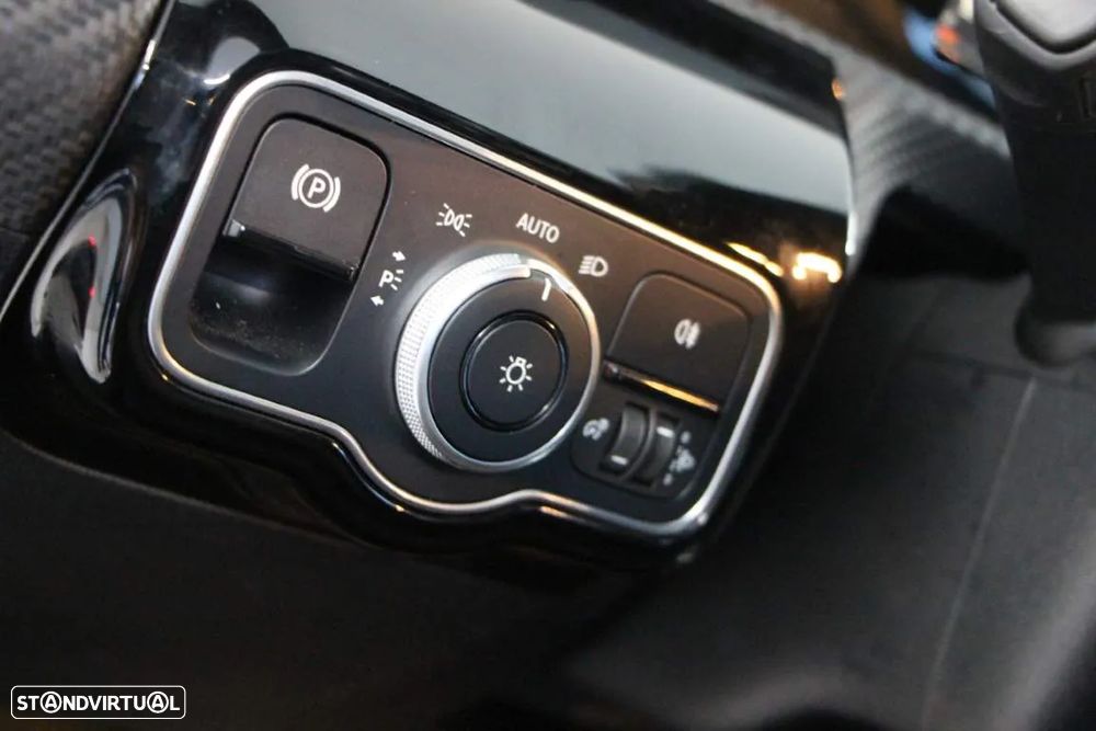 Mercedes-Benz CLA 180 d Shooting Brake Style Aut. - 18