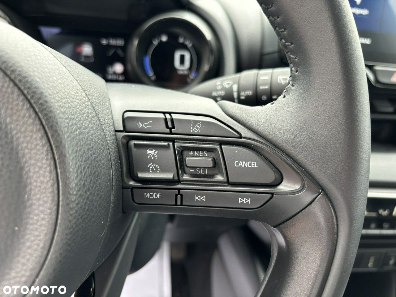 Toyota Yaris - 17