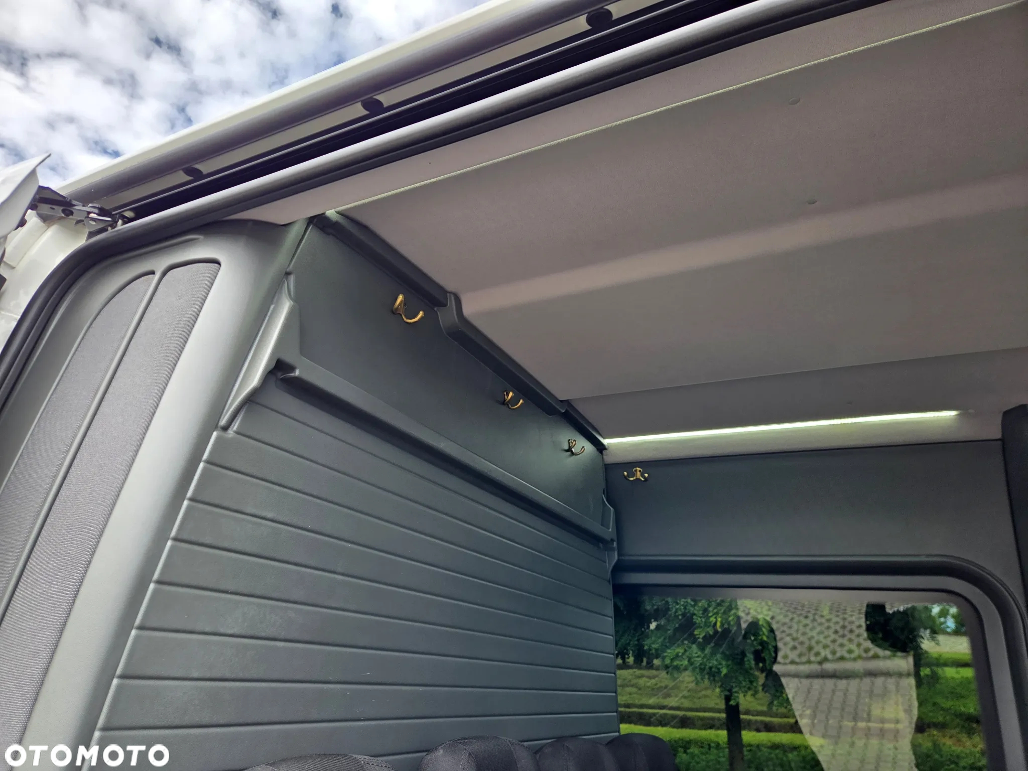 Volkswagen Crafter - 29