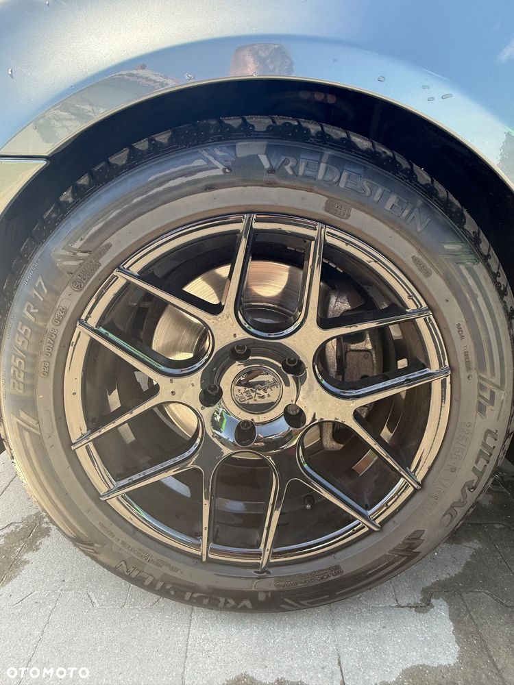BMW Seria 5 - 24
