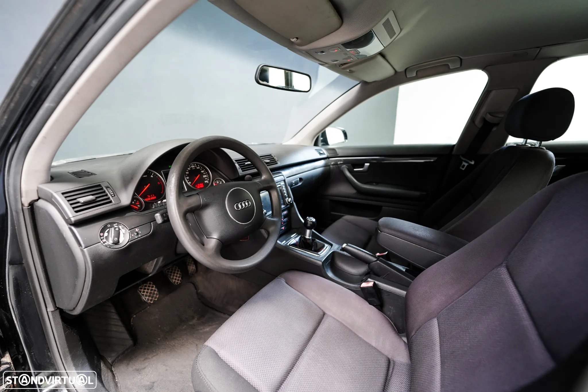 Audi A4 Avant 1.9 TDI m6 Exclusive - 9