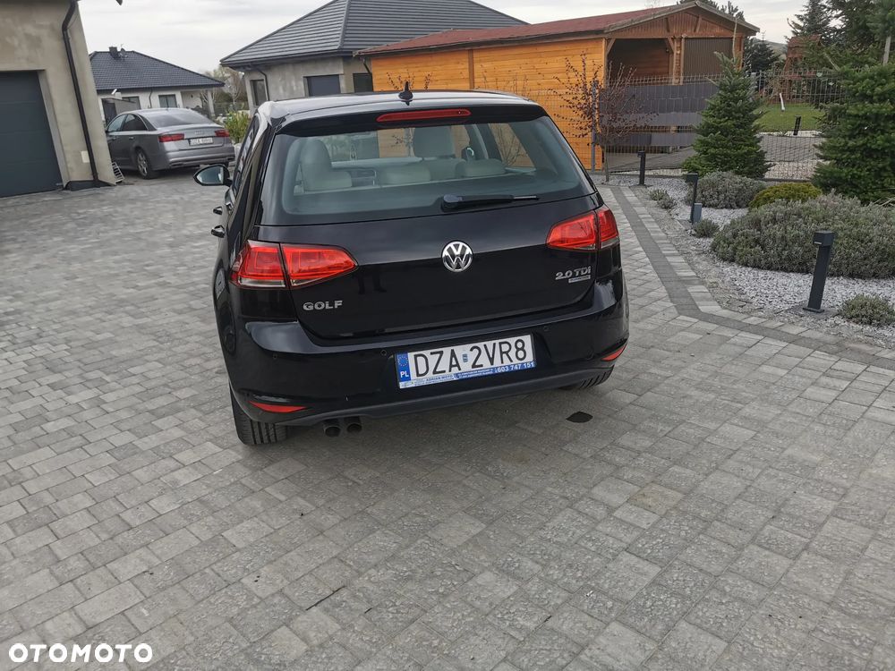 Volkswagen Golf - 9