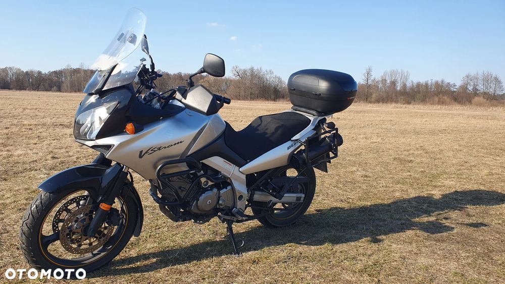 Suzuki V-STROM - 12