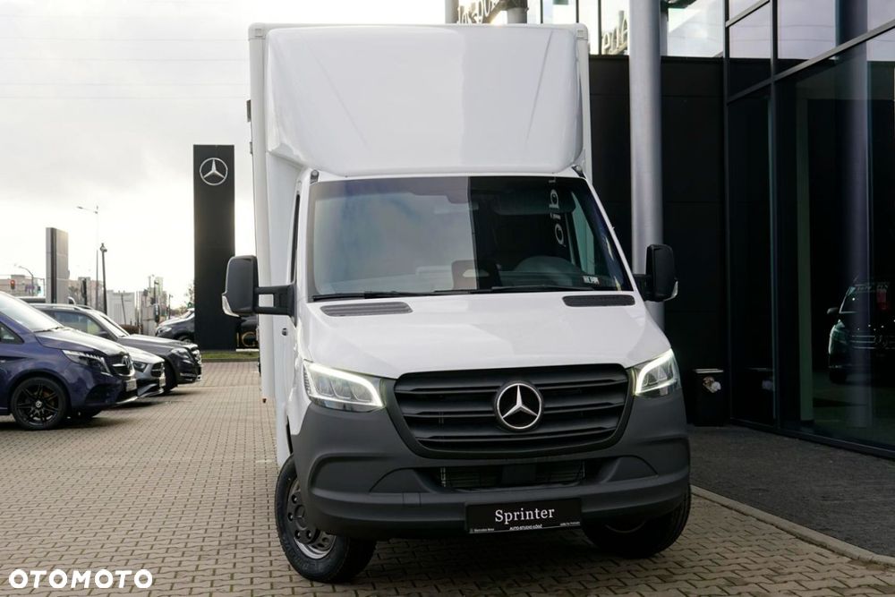 Mercedes-Benz Sprinter - 10