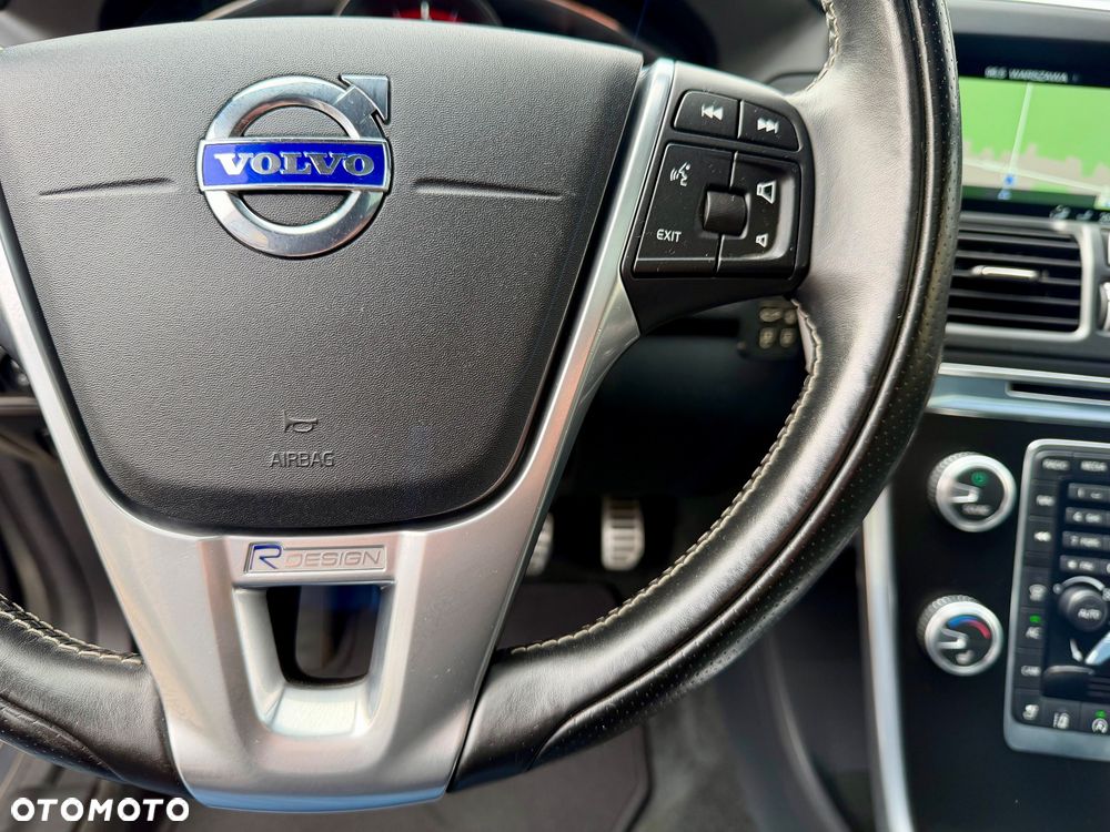 Volvo XC 60 D4 Drive-E R-Design Momentum - 21