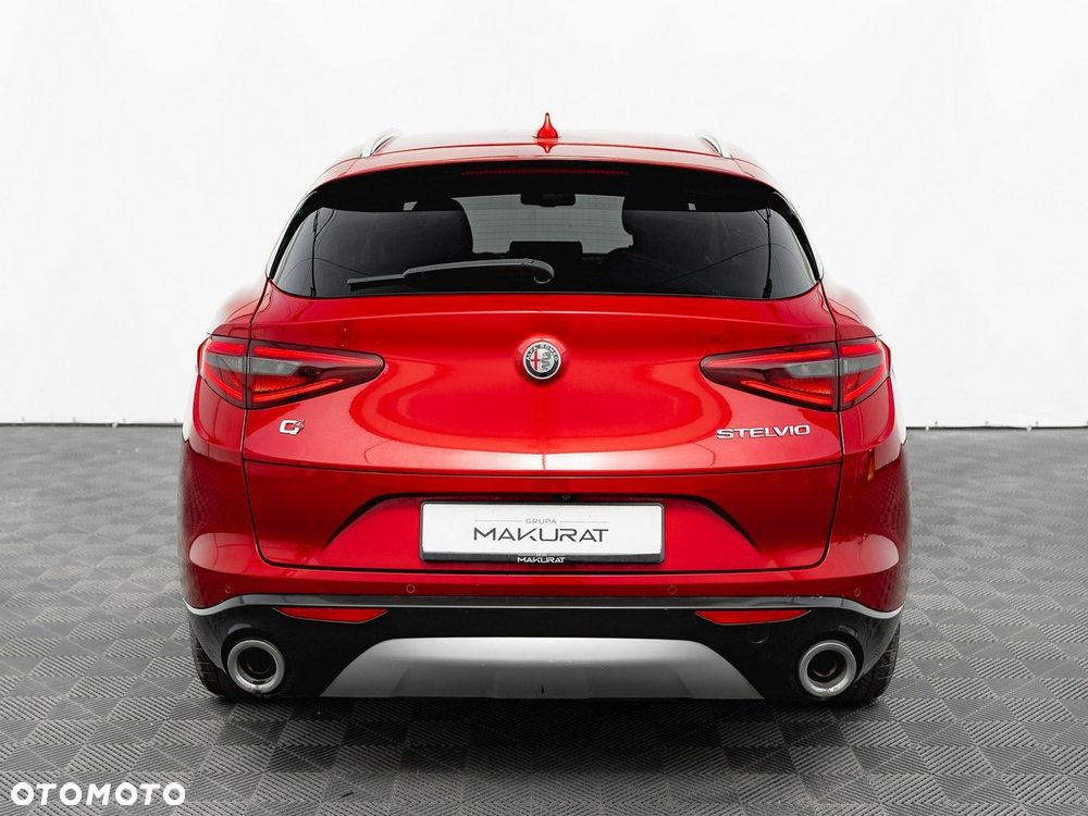 Alfa Romeo Stelvio 2.0 Turbo 6C Villa D'este Q4 - 11