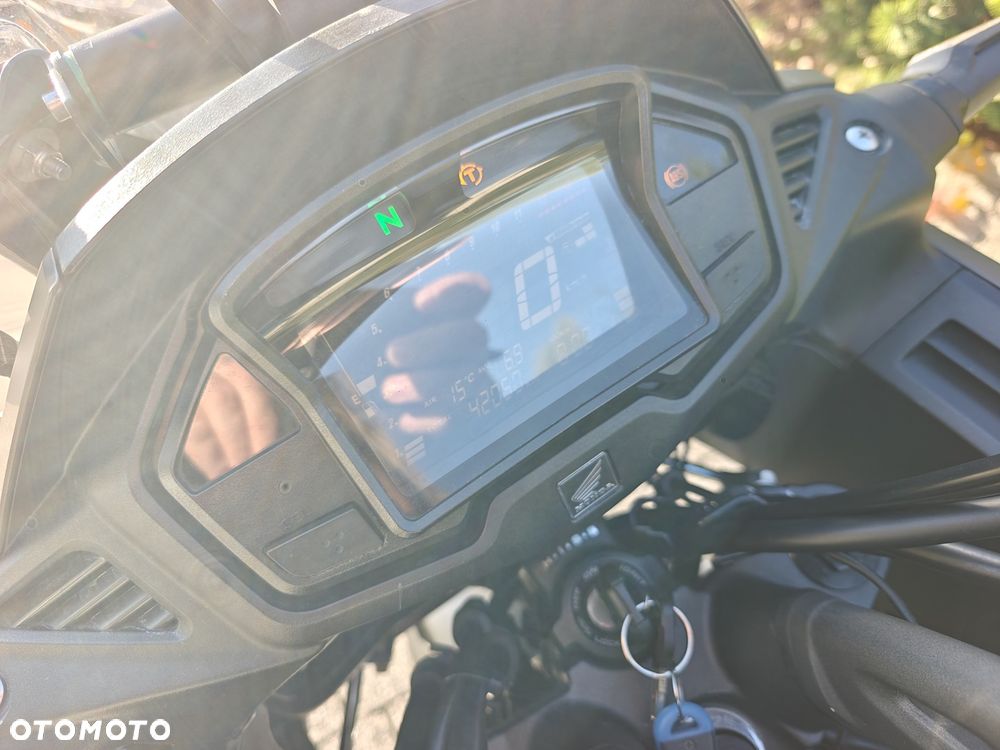 Honda VFR - 18