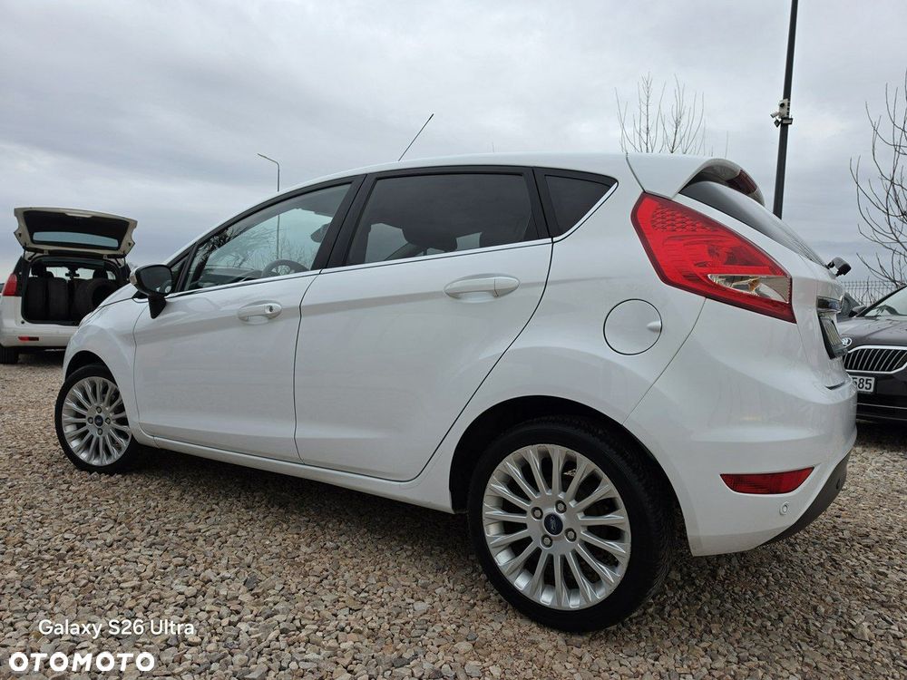 Ford Fiesta 1.25 Titanium - 10