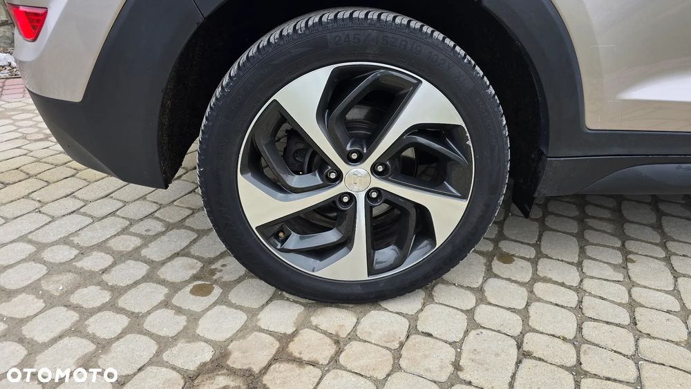 Hyundai Tucson 1.6 GDi 2WD Select - 37