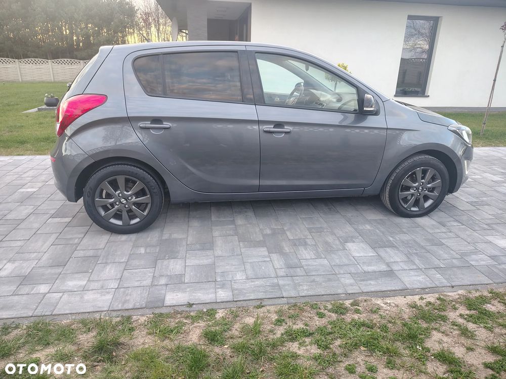 Hyundai i20 1.2 Fifa World Cup Edition - 7