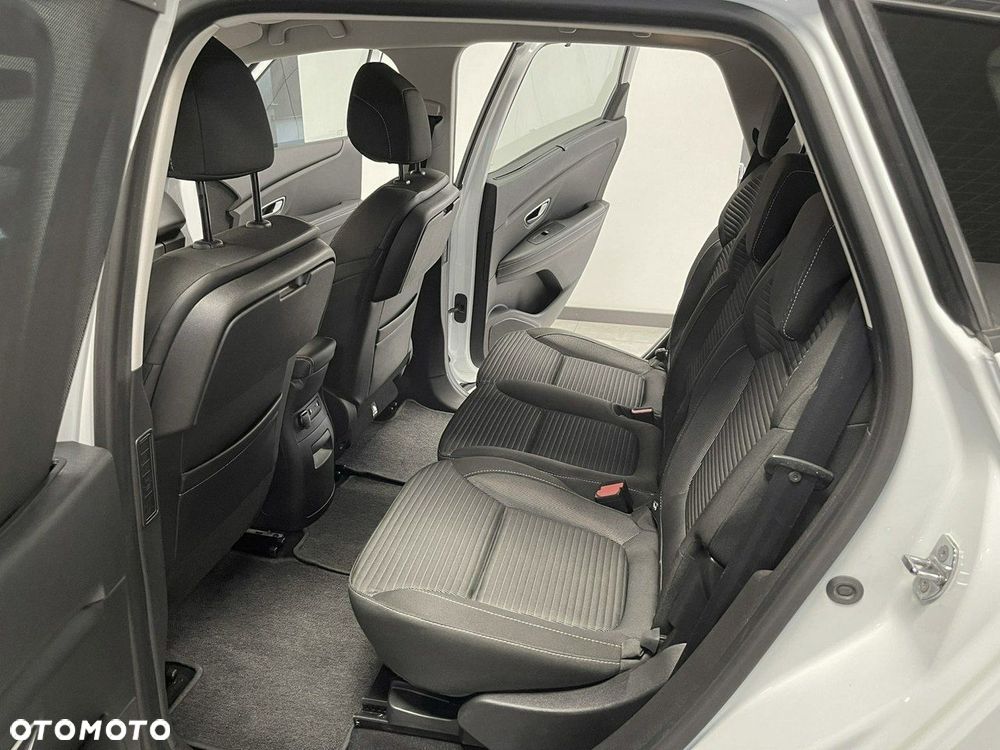 Renault Scenic 1.5 dCi Zen - 27