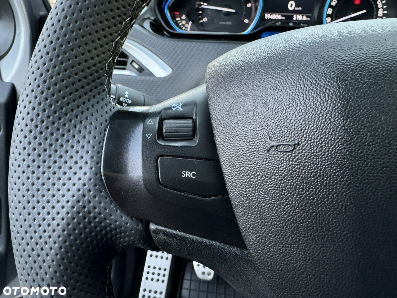 Peugeot 2008 - 21