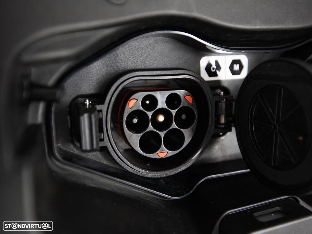 Mitsubishi Eclipse Cross 2.4 PHEV eMotion - 13