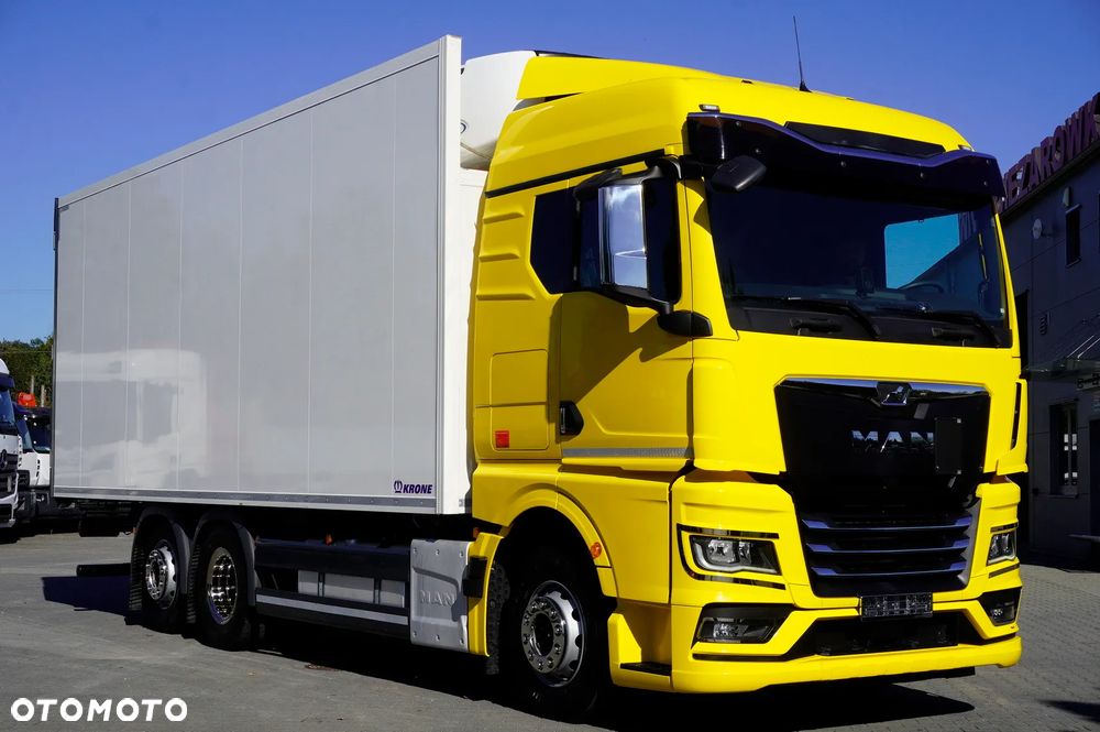 MAN TGX 26.510 6×2-4 / Chłodnia Krone 18 EPAL / Carrier Supra 950 MT / 2023 / oś skrętna / 200 tys. km! /  3 szt_262717 - 6