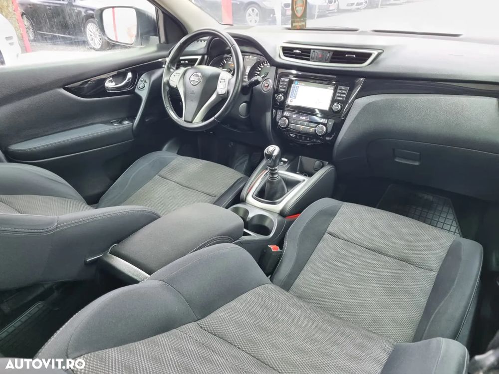 Nissan Qashqai - 14