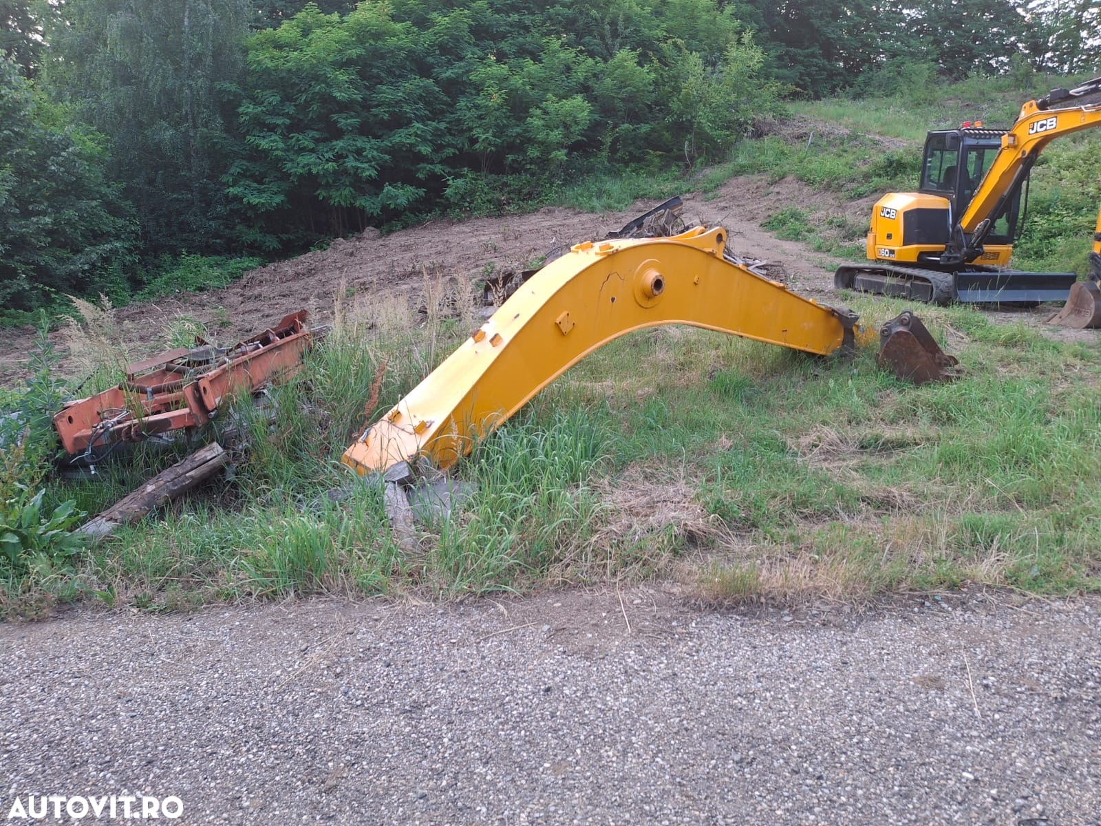 JCB altul - 2