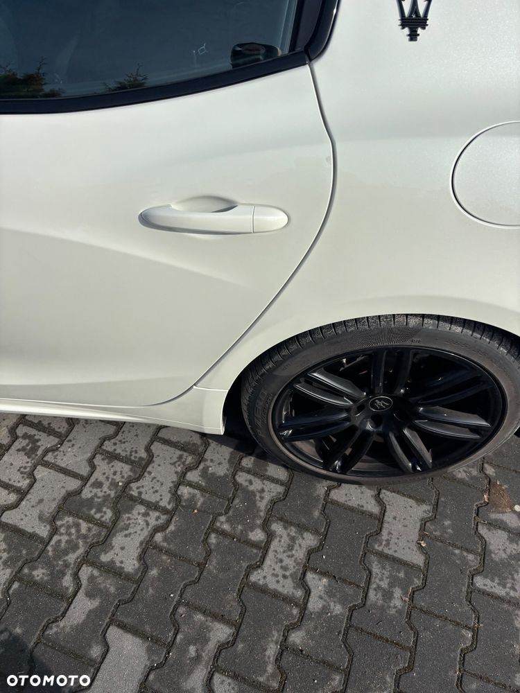 Maserati Ghibli - 13