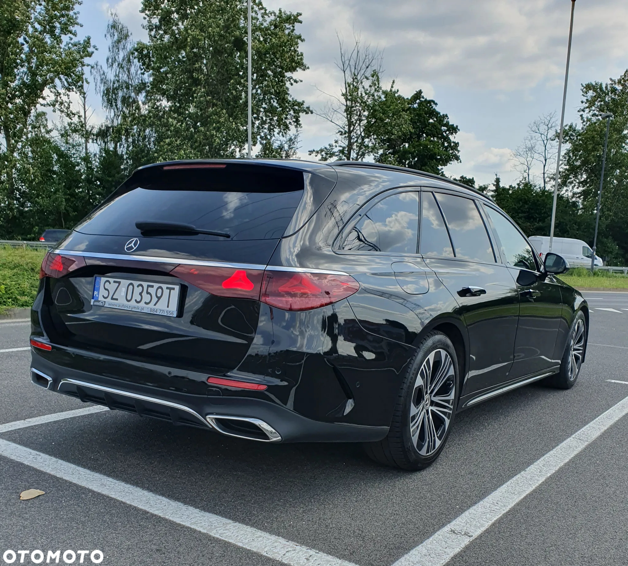 Mercedes-Benz Klasa E 220 d T 9G-TRONIC Edition AMG Line - 18
