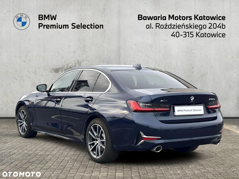 BMW Seria 3 330e Luxury Line - 28