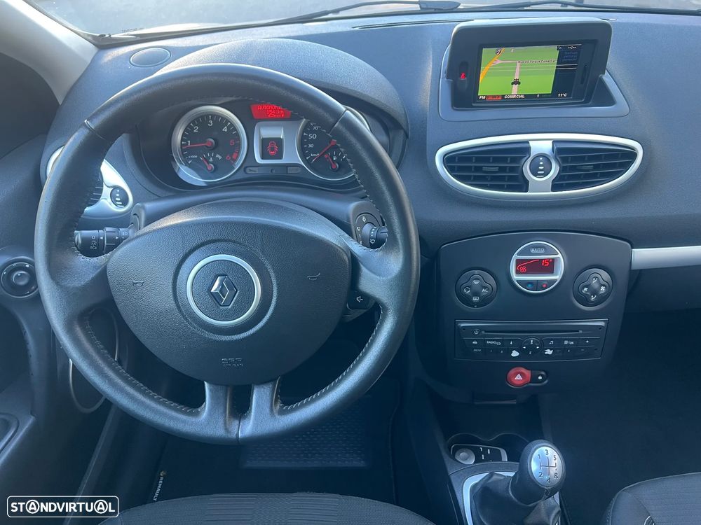 Renault Clio 1.5 dCi Dynamique S - 8