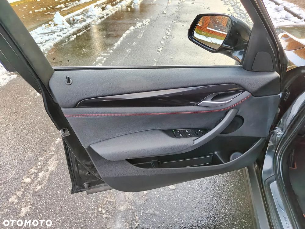 BMW X1 sDrive16d Sport Line - 35