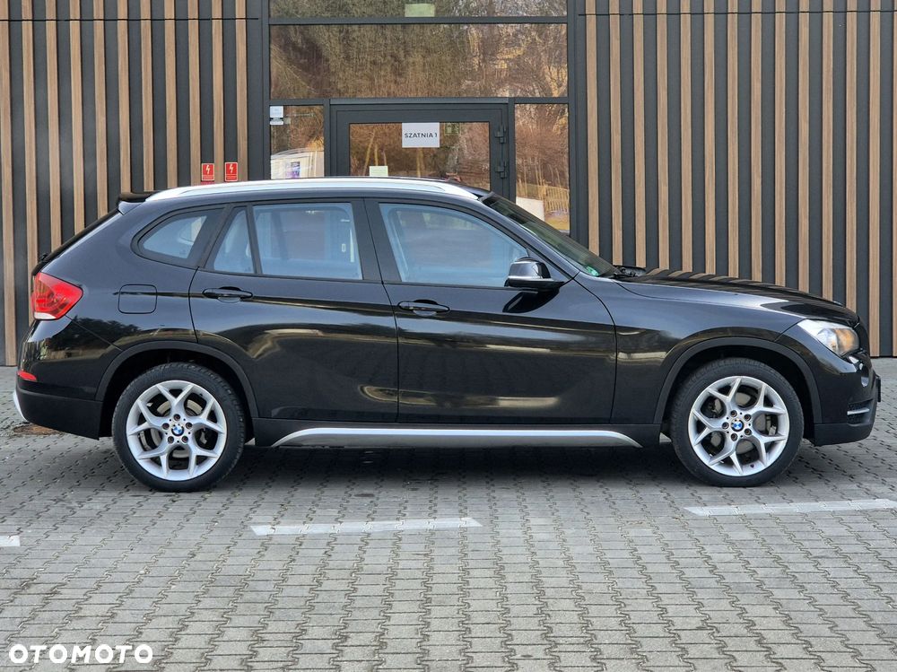 BMW X1 sDrive20i xLine - 11