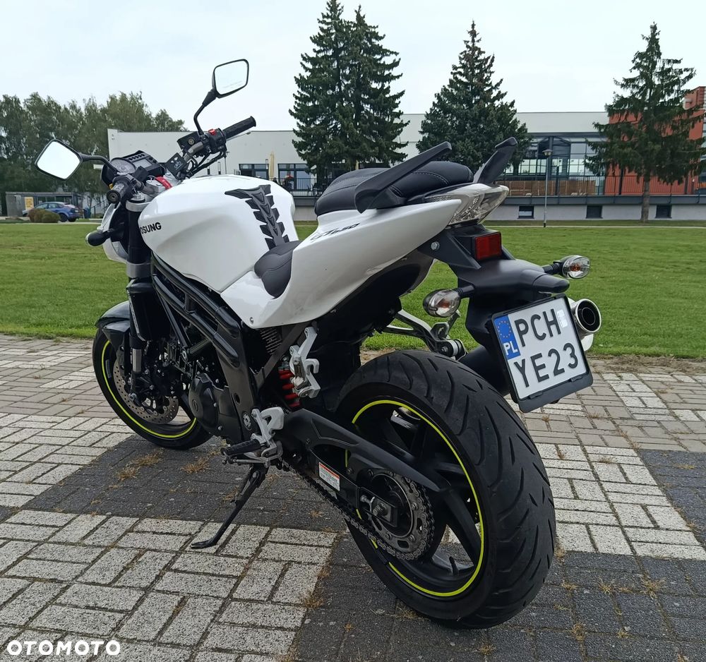Hyosung GT Comet - 4