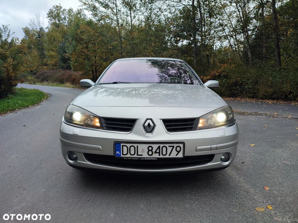 Renault Laguna 2.0 dCi FAP Initiale - 2