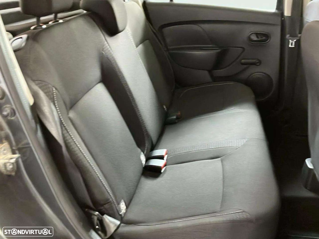 Dacia Sandero - 15