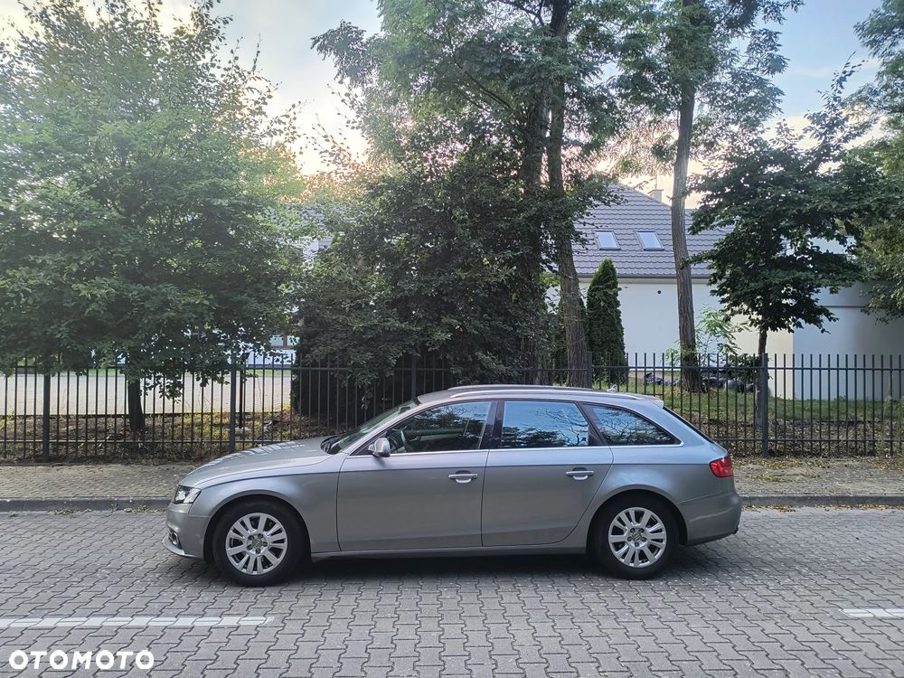 Audi A4 Avant - 9