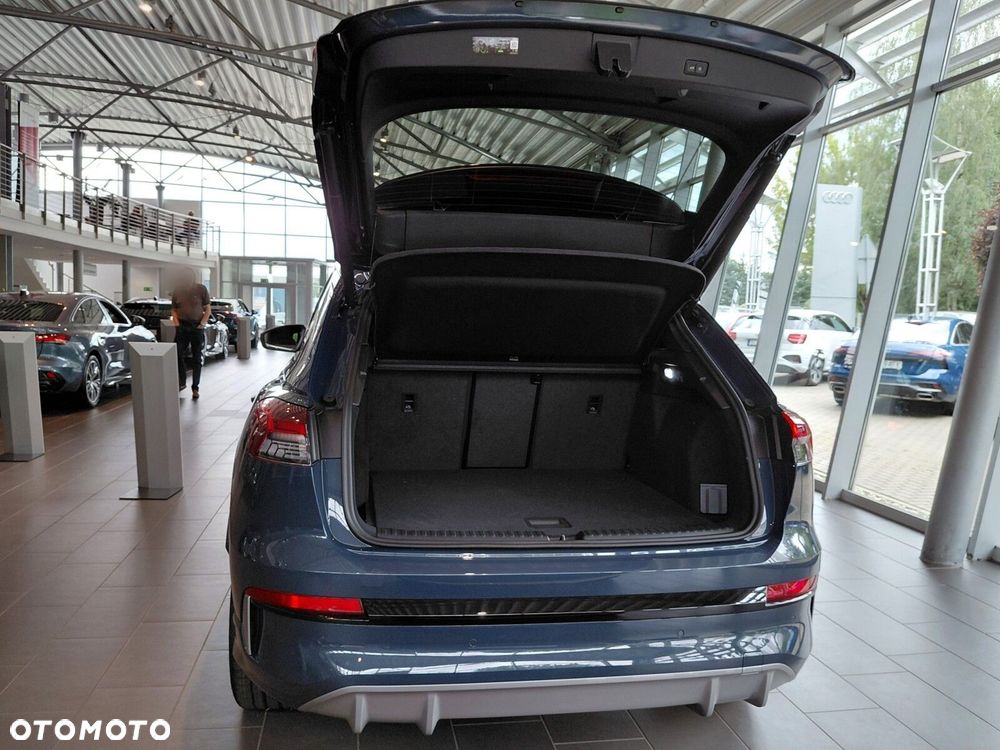Audi Q4 e-tron - 6