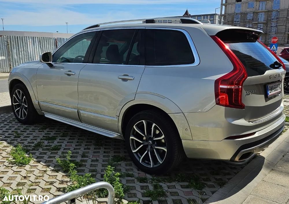 Volvo XC 90 D5 AWD Momentum - 2