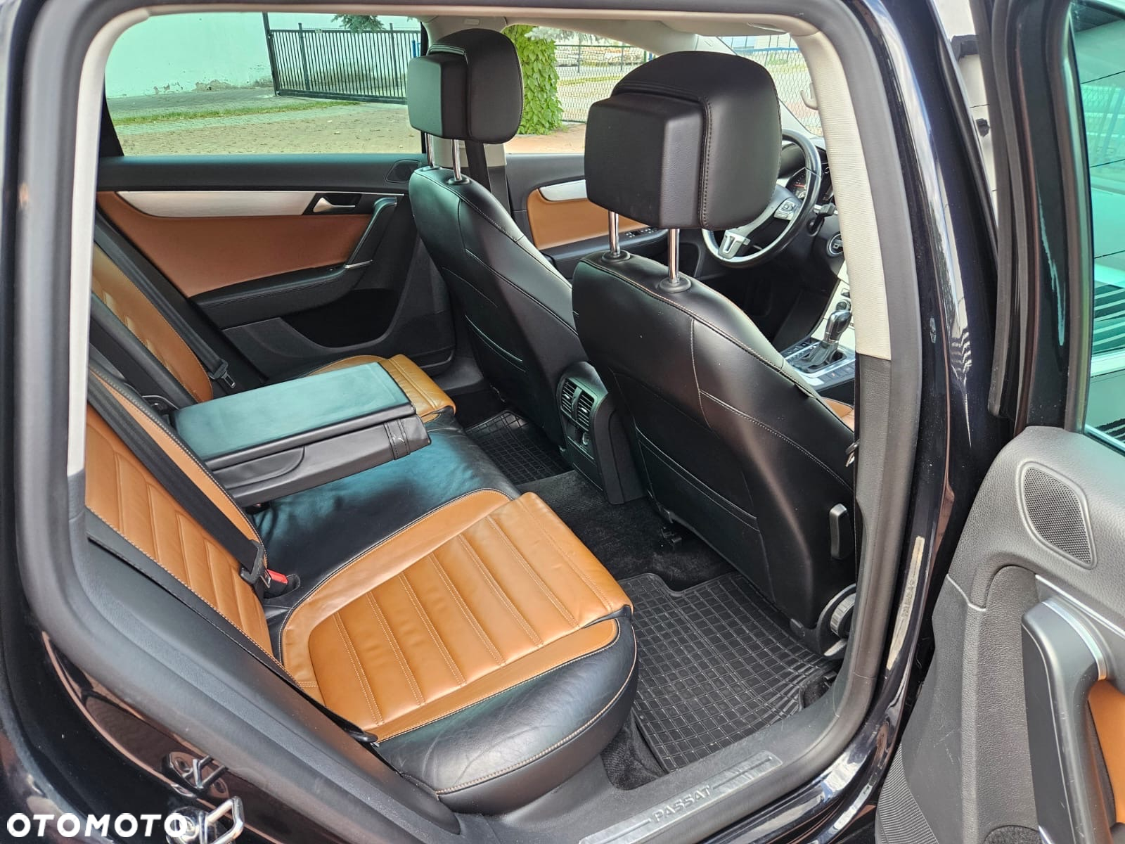 Volkswagen Passat 2.0 TDI Highline DSG - 26