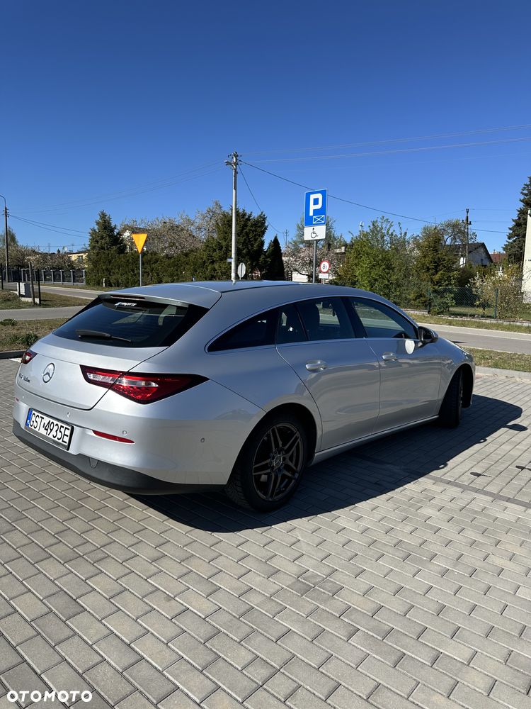 Mercedes-Benz CLA 180 d - 11