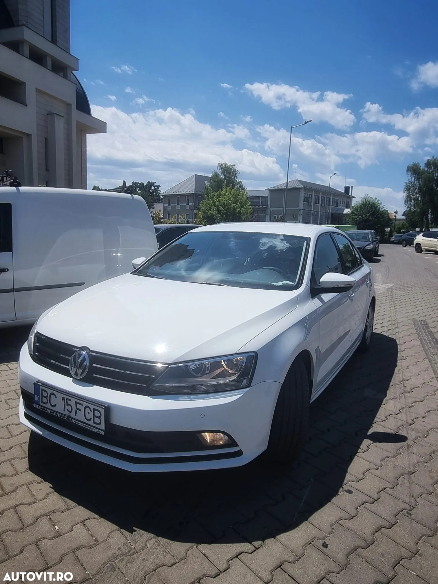 Volkswagen Jetta 1.2 TSI Trendline - 11