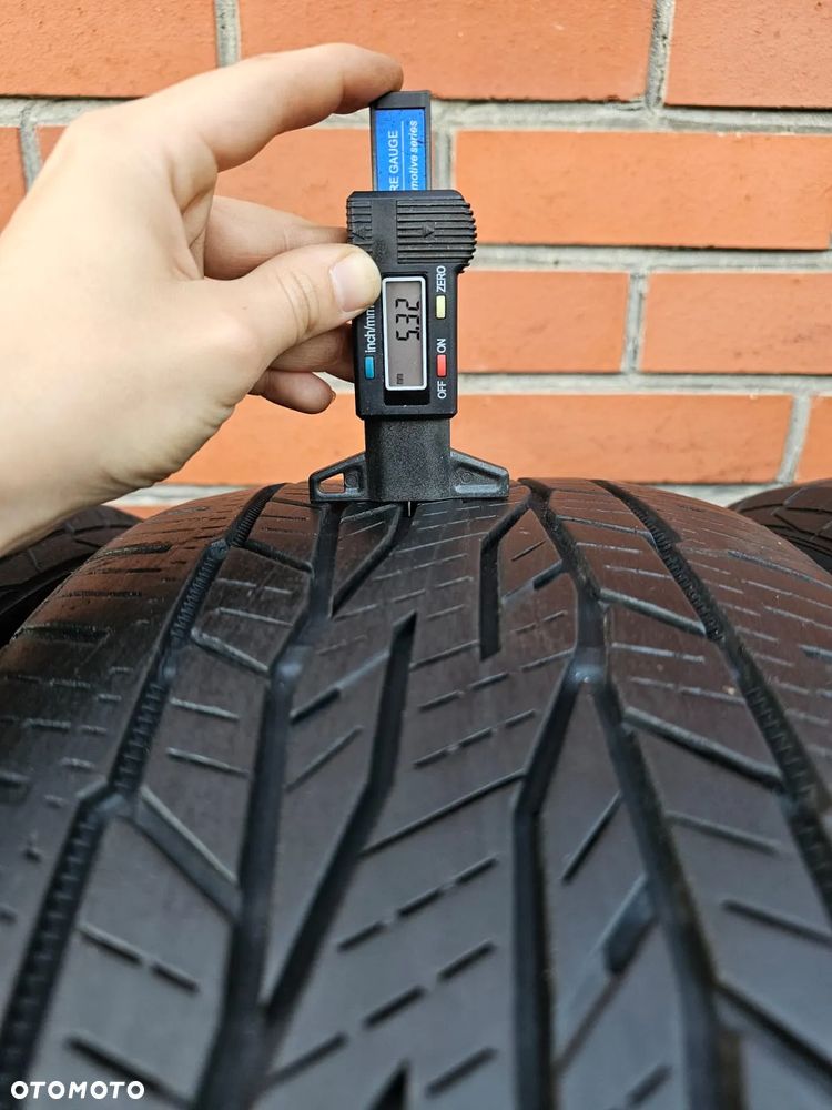 (O177) 225/55R18 98V 5-5,4mm 18r / Continental ContiCrossContact LX2 - 7