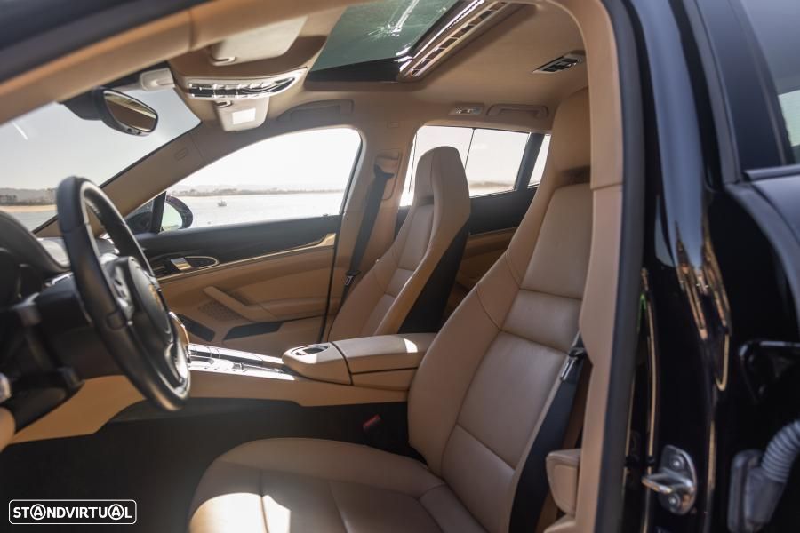 Porsche Panamera 4 Edition PDK - 18