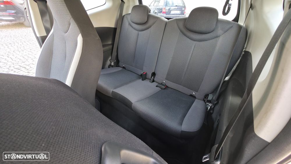 Toyota Aygo 1.0 X-Play Plus MM - 6