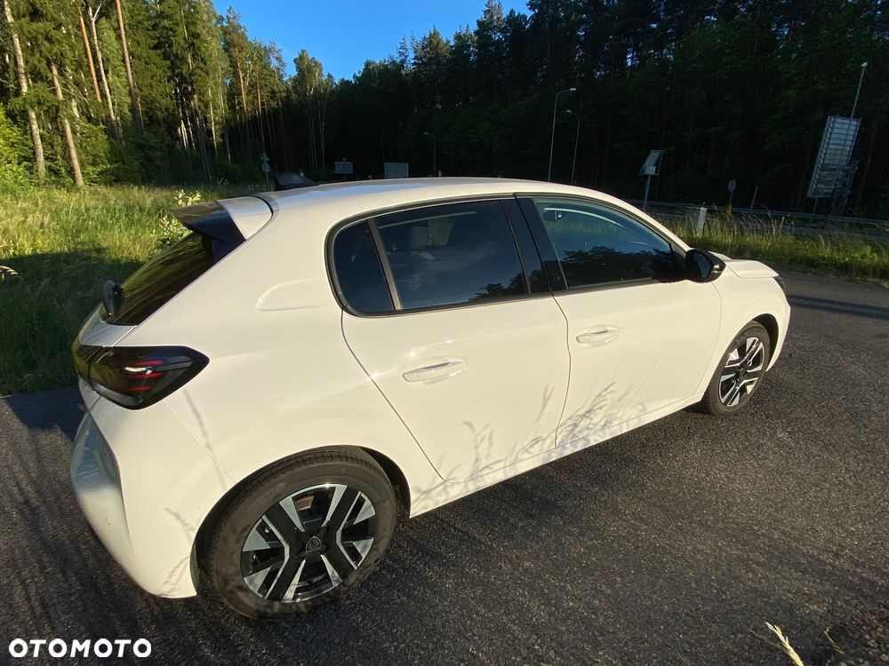 Peugeot 208 1.2 PureTech Allure S&S - 7