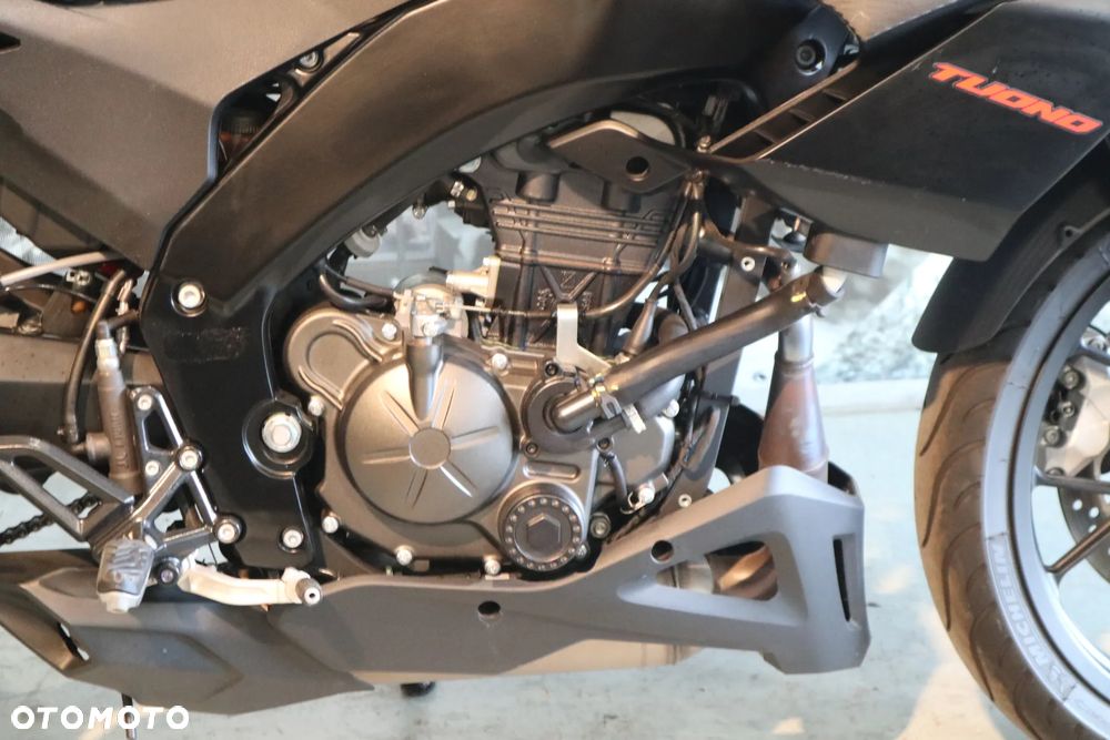 Aprilia Tuono - 19