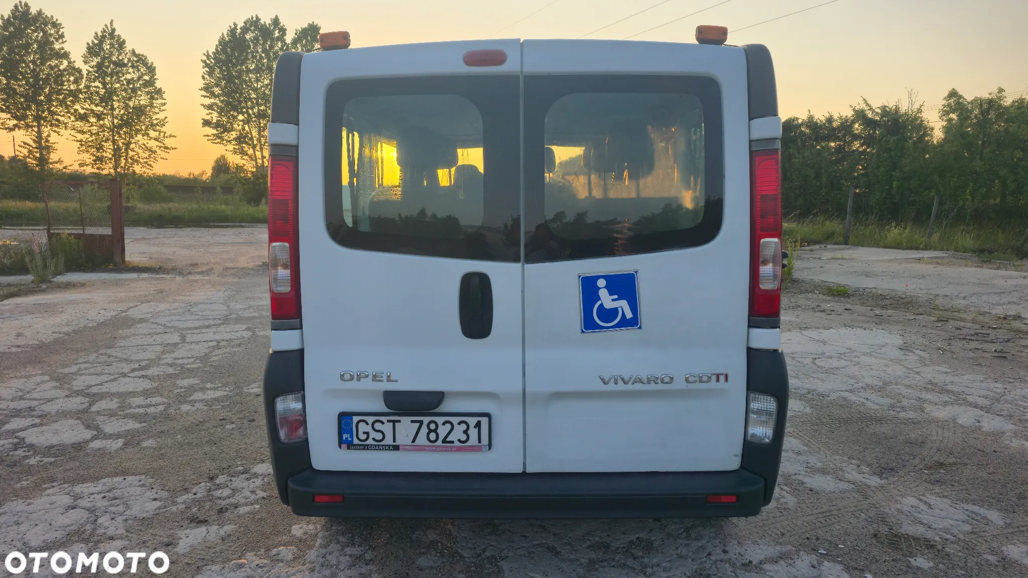 Opel Vivaro L2H1 2.9t - 5