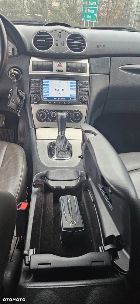 Mercedes-Benz CLK - 6