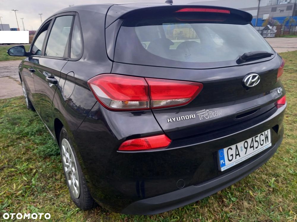 Hyundai i30 1.4 Classic + - 8