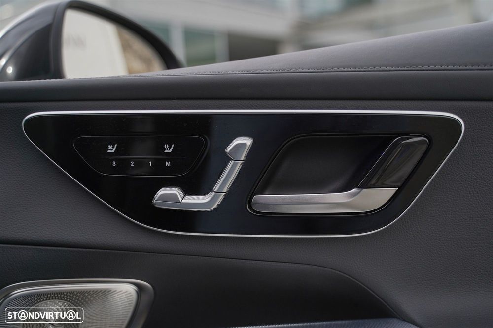 Mercedes-Benz GLC 300 de 4Matic - 42