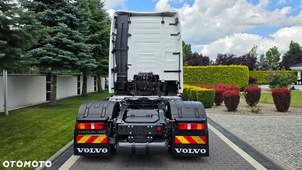 Volvo ///FH///500///2023/// GLOBETROTTER///XXL///FULL LED/// VIRTUAL COCPIT///KLIMATYZACJA POSTOJOWA///ZABUDOWY MIĘDZYOSIOWE///WAGA///RADARY/// KAMERA///STAN BARDZO DOBRY - 15