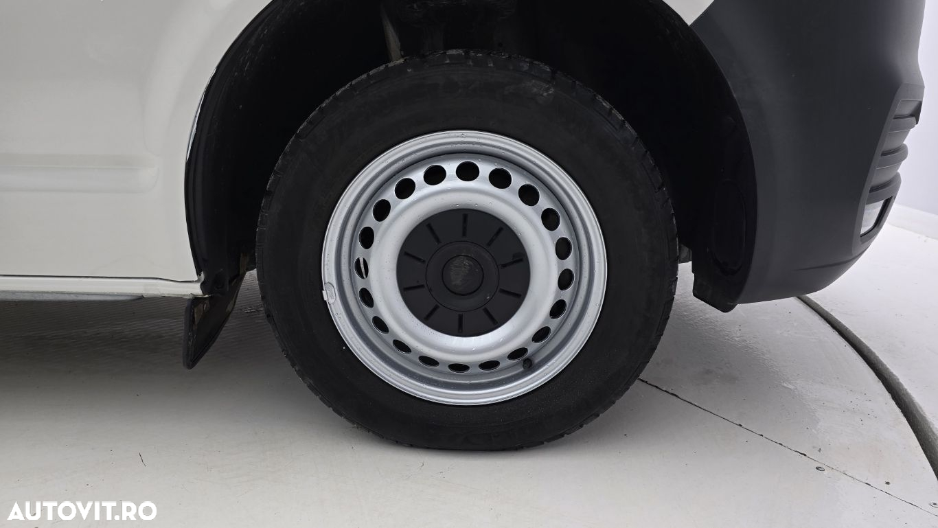 Volkswagen Transporter - 22