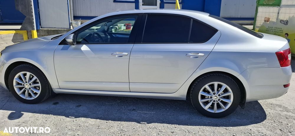Skoda Octavia - 3