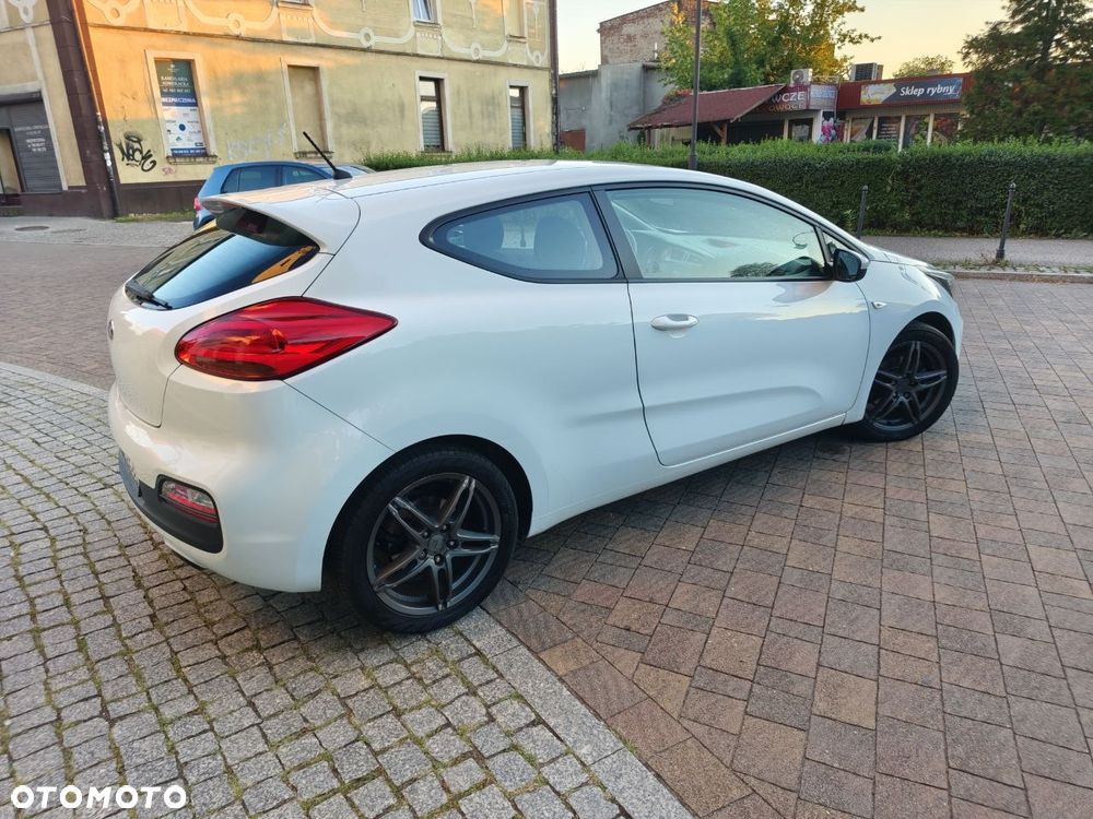 Kia ProCeed 1.4 XL - 13