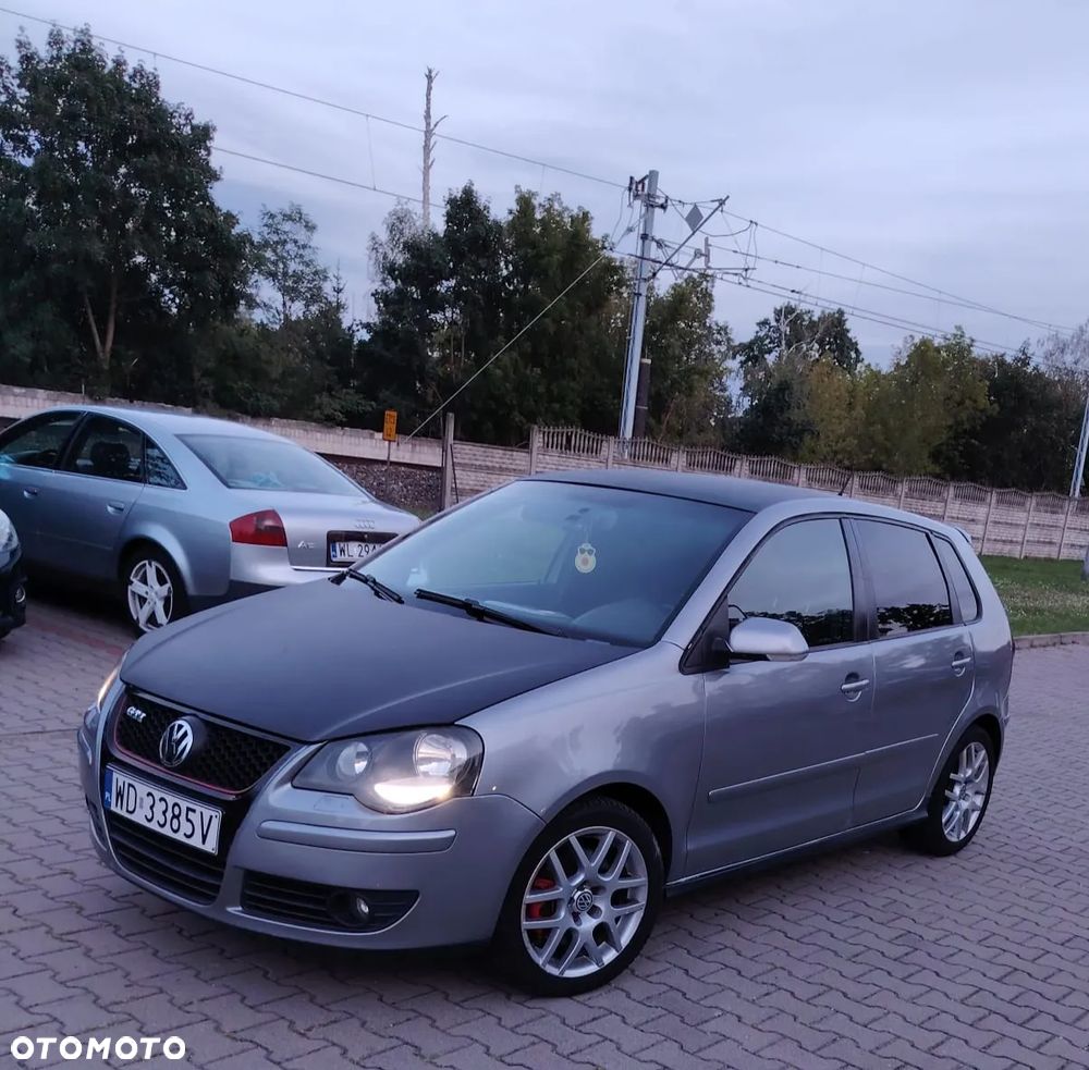Volkswagen Polo - 1
